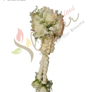 Ivory Rose & Jasmine Hanging Hand Floral Bracelet